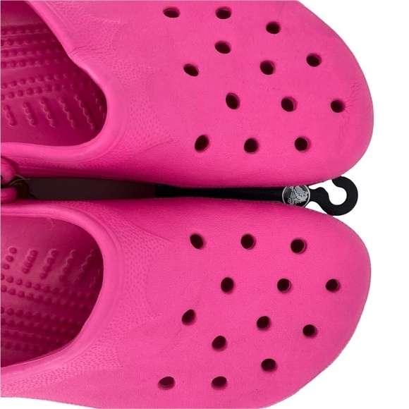 NWT CROCS Pink Slip On Shoes Size XL (12-14) Women's - Picture 8 of 8